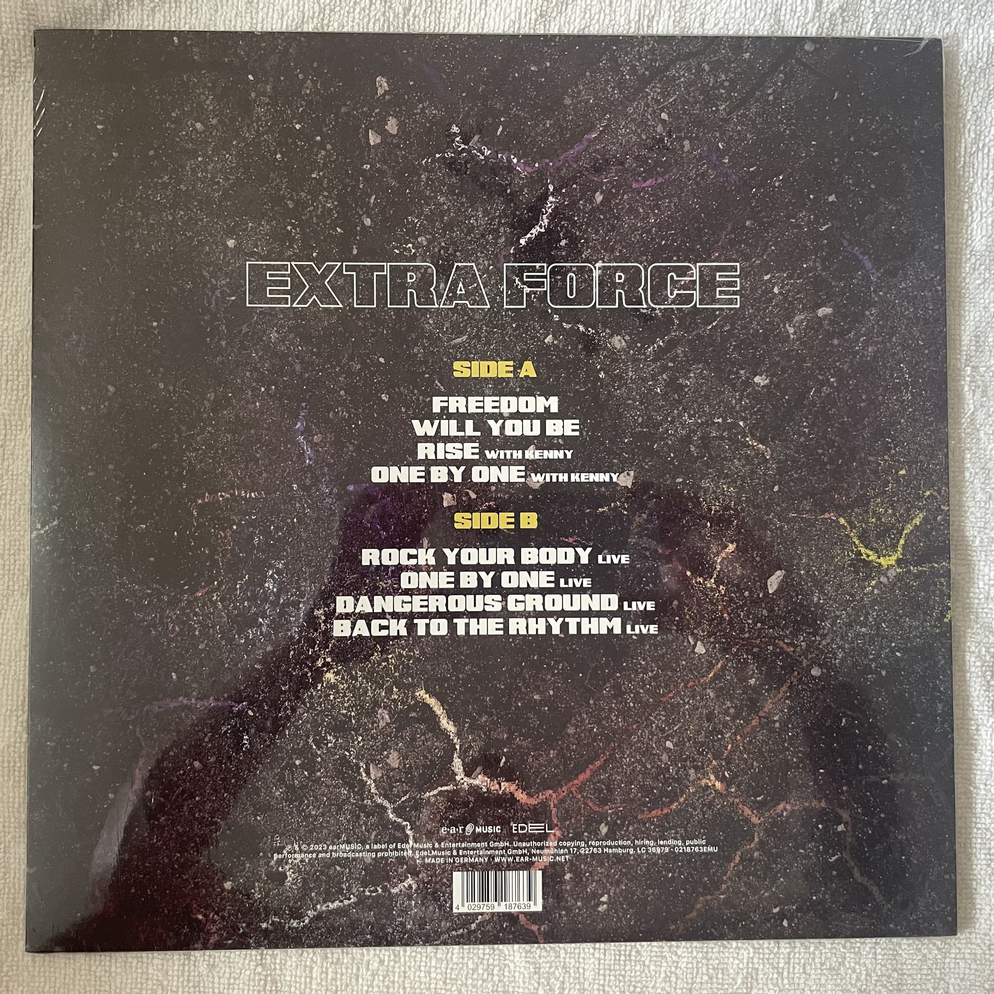 Omslagsbild för skivan H.E.A.T extra force LP -2023 Ear Music – 0218763EMU