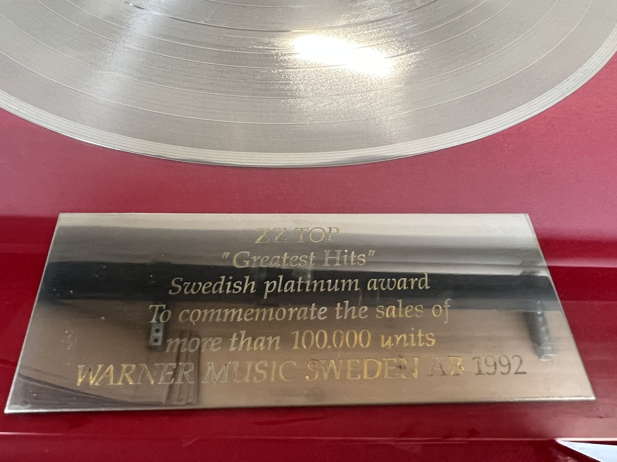 Omslagsbild för skivan ZZ TOP greatest * Inramad Platinumskiva ** -92 LP 7599-26846-1 ** Ultra Rare **