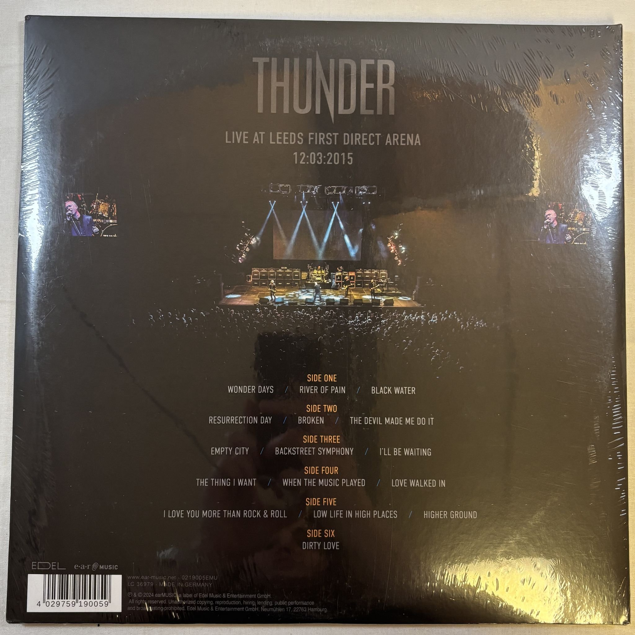 Omslagsbild för skivan THUNDER Live At Leeds 3xLP Ear Music 0219005EMU