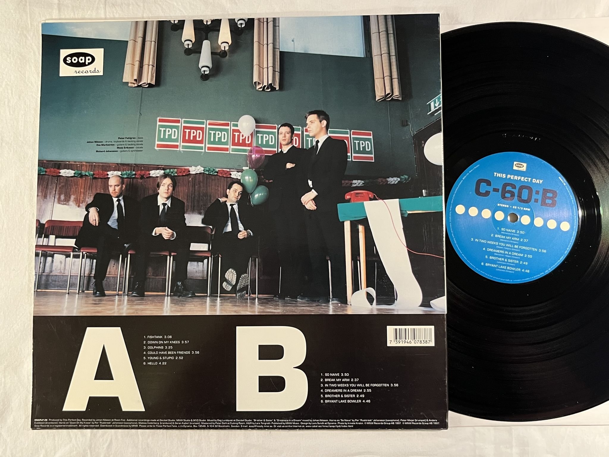 Omslagsbild för skivan THIS PERFECT DAY C-60 LP -97 soap records SNAPLP26 *** Indie ***