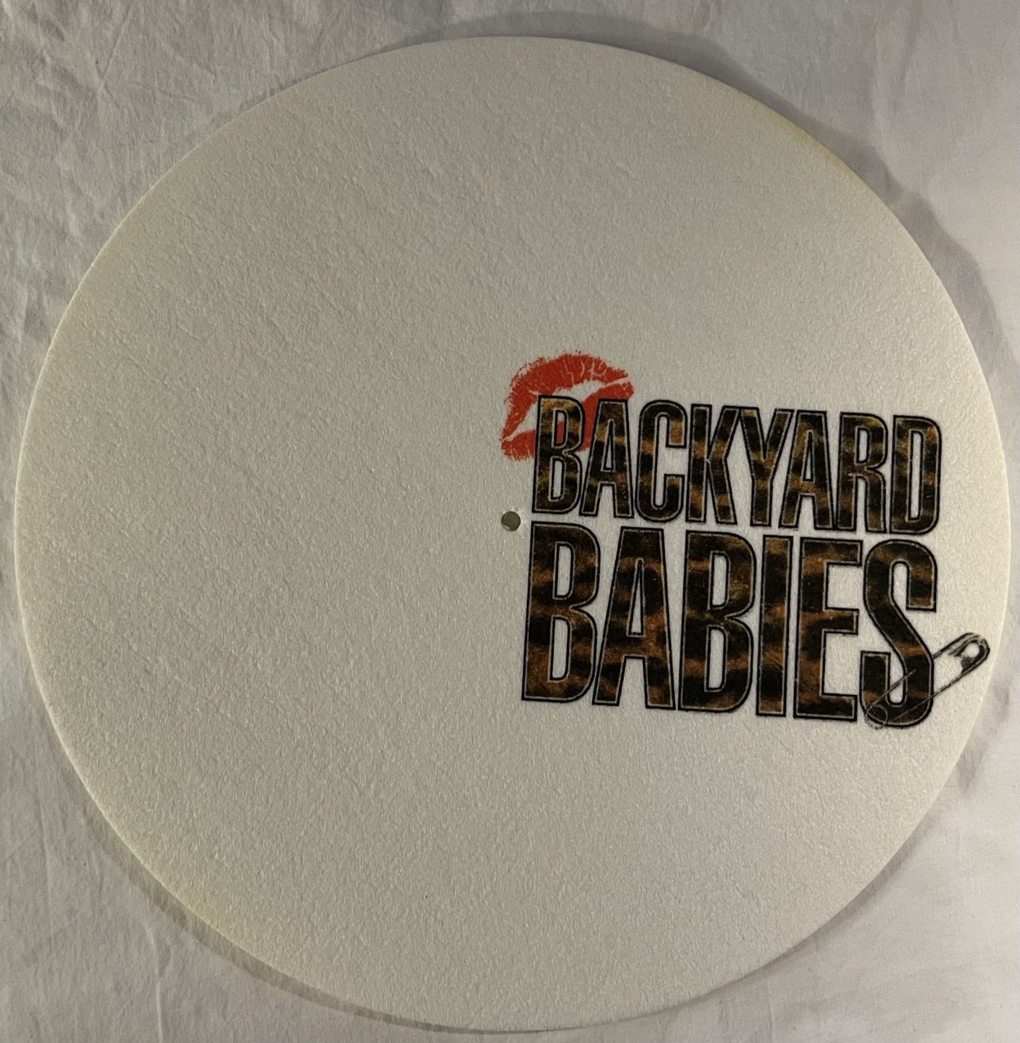 Omslagsbild för skivan BACKYARD BABIES Safety Pin & Leopard Skin LP -98 MVGV 138