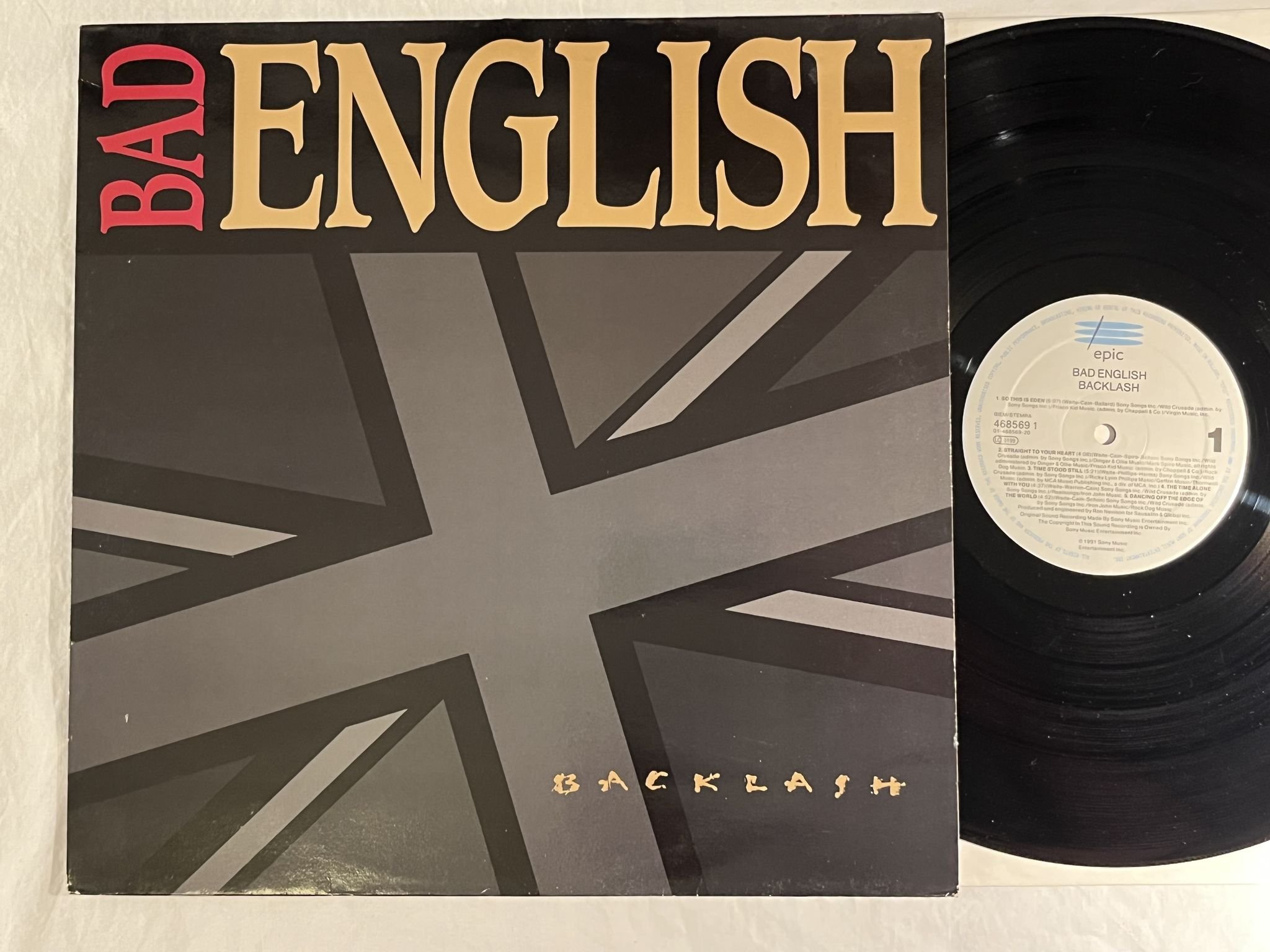 Omslagsbild för skivan BAD ENGLISH Backlash LP -91 EPIC 4685691