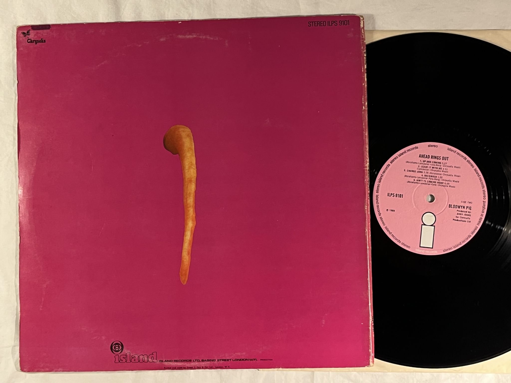 Omslagsbild för skivan BLODWYN PIG ahead rings out LP -69 UK ISLAND ILPS 9101