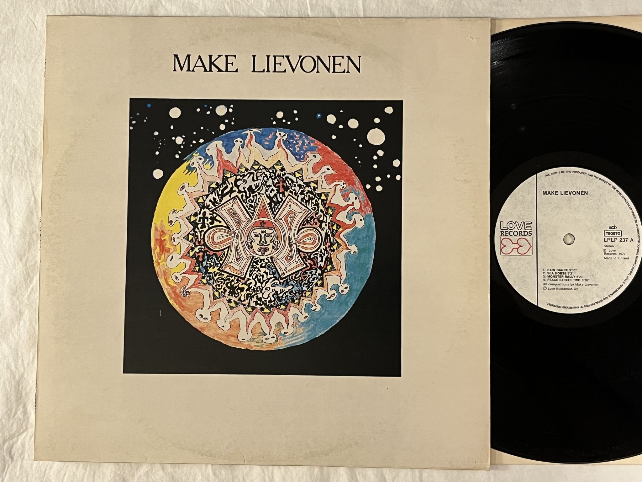 Omslagsbild för skivan MAKE LIEVONEN s/t. LP -77 Finland LOVE LRLP 237 ** jazz-rock **