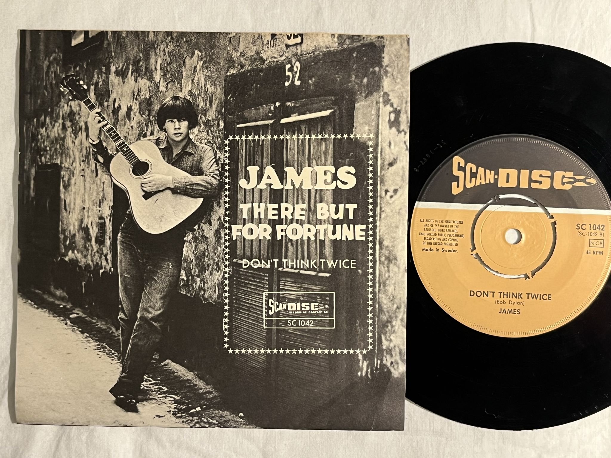 Omslagsbild för skivan JAMES There But For Fortune 7" -66 Swe SCAN-DISC SC 1042