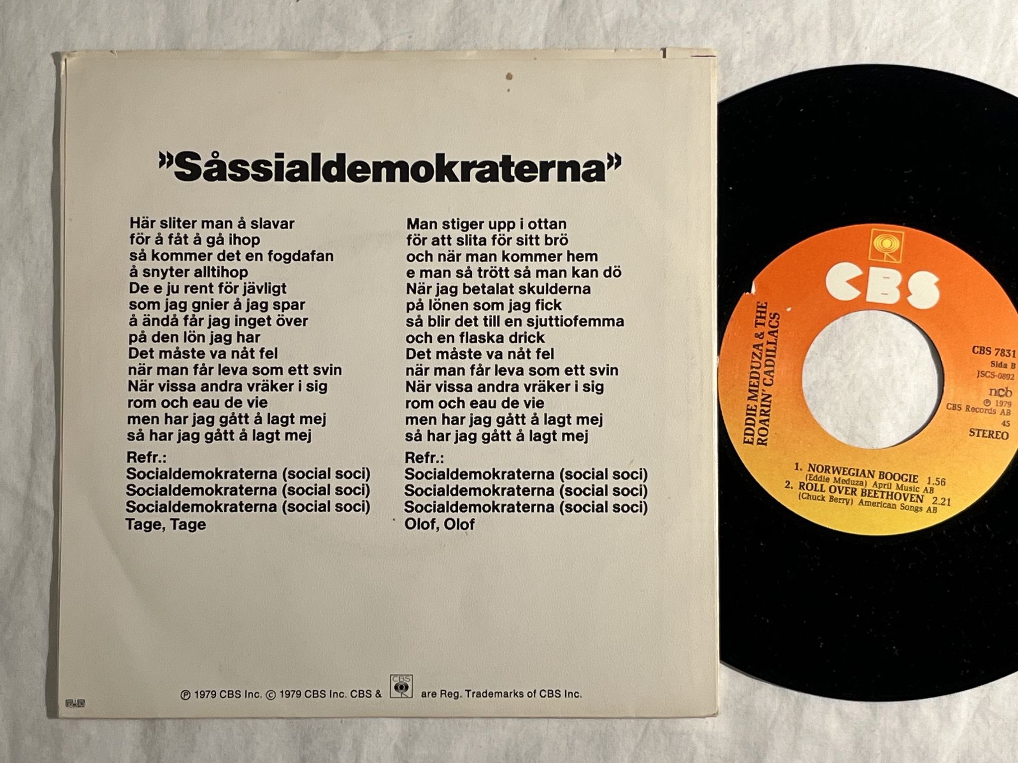 Omslagsbild för skivan EDDIE MEDUZA & THE ROARING CADILLACS såssialdemokraterna 7" -79 Swe CBS 7831