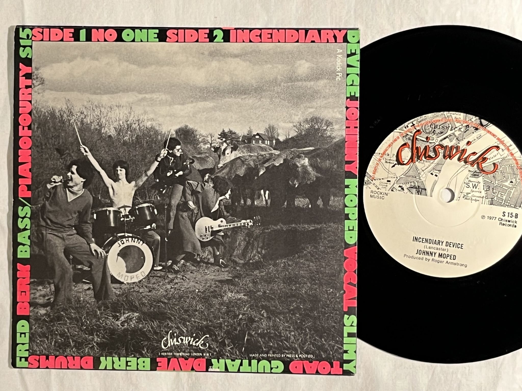 Omslagsbild för skivan JOHNNY MOPED no one 7"-77 UK CHISWICK S 15 *** PUNK ***